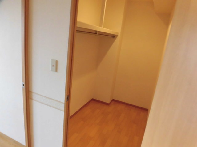 収納　大きいウォークインクローゼットです。