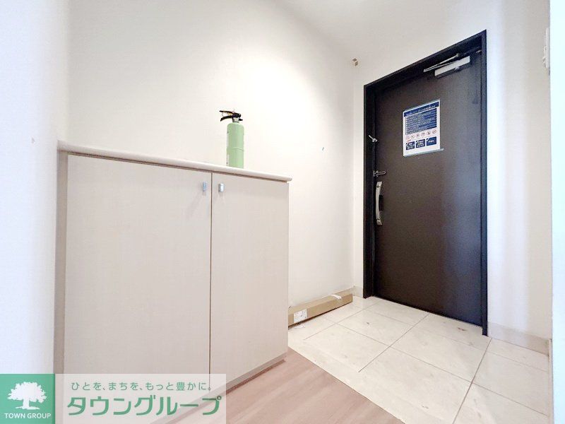 玄関　お部屋探しは株式会社　タウンハウジング　までお気軽にお問合…