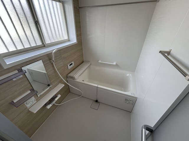 バス・シャワールーム　共有スペース