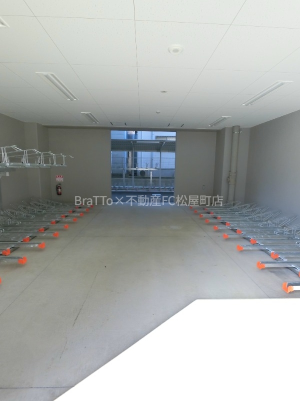 その他共有部分　マンション共用部分（駐輪場）