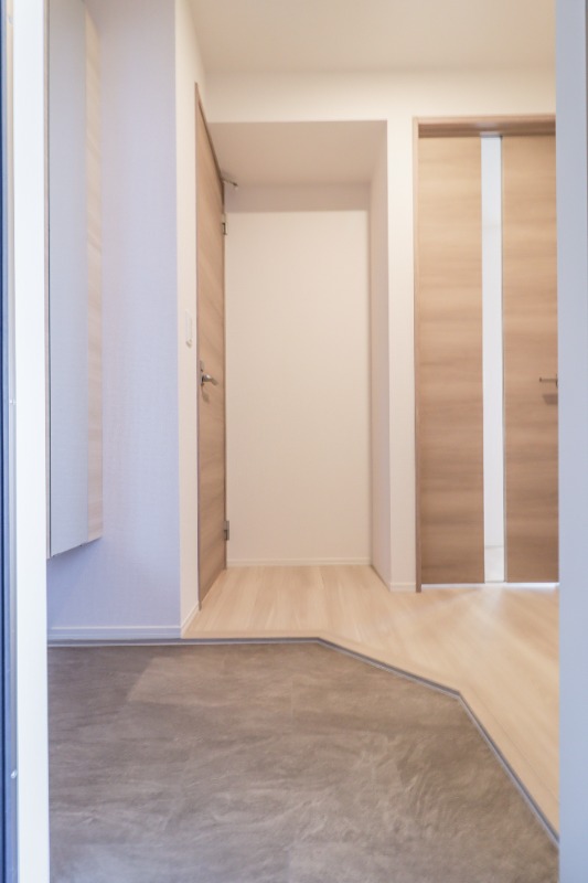 玄関　図面と現状に相違がある場合には現状を優先