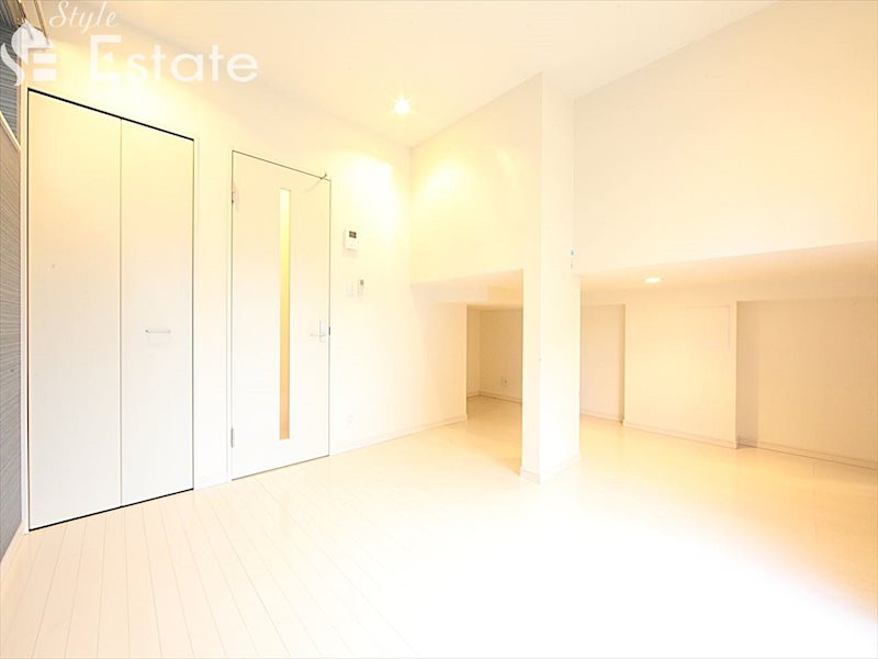 居室・リビング　内装