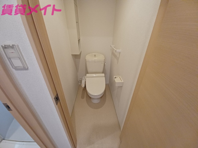 トイレ　同型タイプ画像