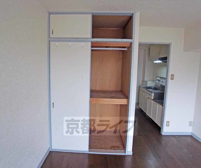 収納　奥行きのある大きな収納です