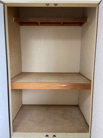 収納　洋室収納