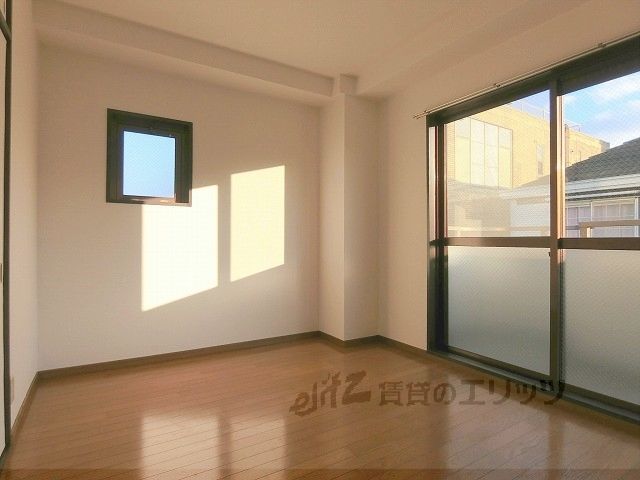 居室・リビング　洋室