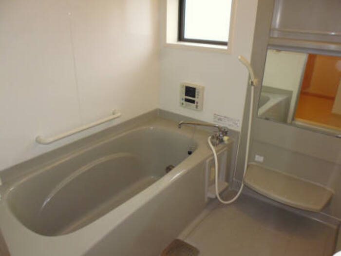 バス・シャワールーム　賃貸物件をお探しならトーマスリビング原田店へ