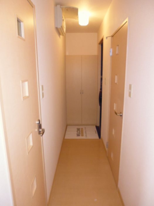 玄関　賃貸物件をお探しならトーマスリビング原田店へ