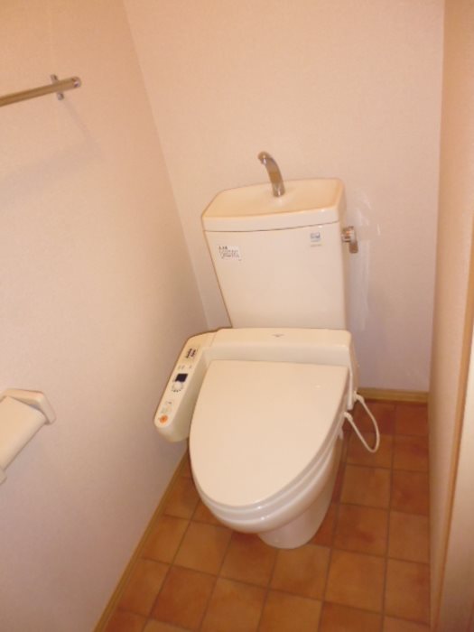 トイレ　賃貸物件をお探しならトーマスリビング原田店へ