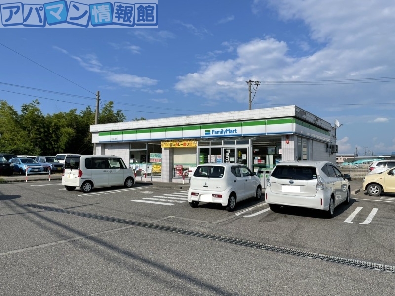 コンビニ　ファミリーマート新潟大淵店（コンビニ）まで550m