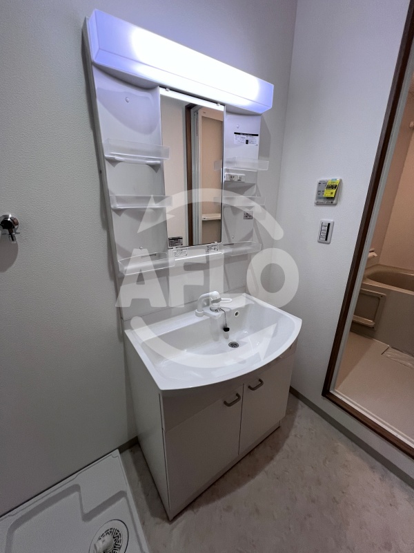 洗面設備　クローバー・シエル長居公園　独立洗面台