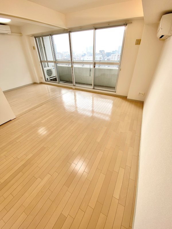 居室・リビング　約8.3帖