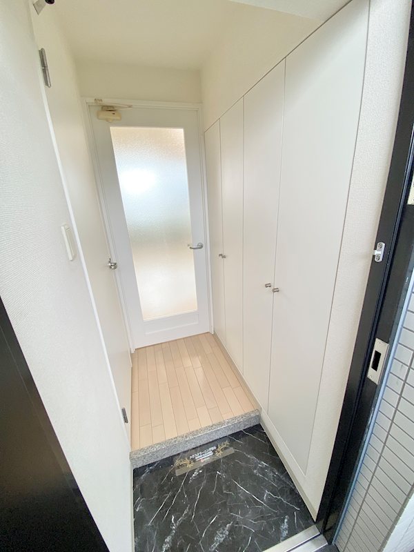 玄関　シューズボックス有