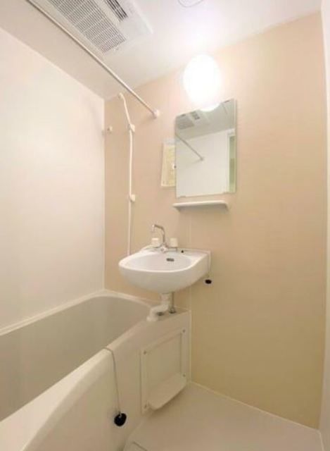 バス・シャワールーム　内装・内装写真