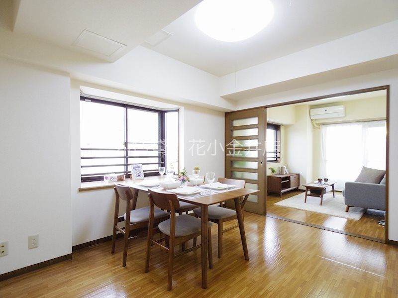 居室・リビング　同仕様写真