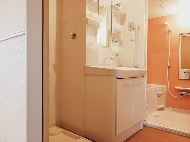 洗面設備　広い洗面スペース