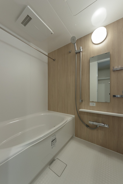 バス・シャワールーム　※写真は同タイプ住戸です。