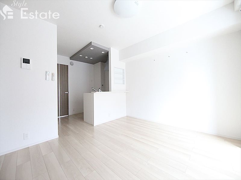 居室・リビング　内装