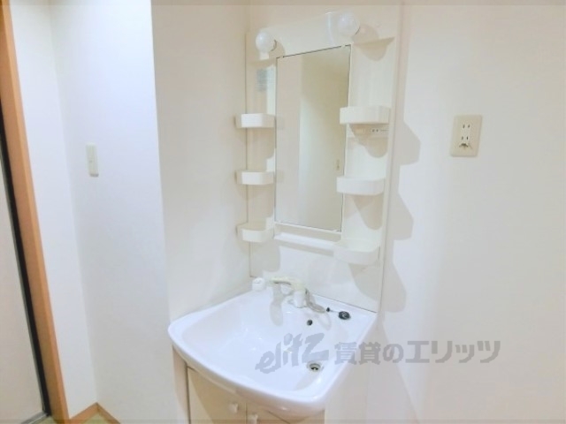 洗面設備　独立洗面台