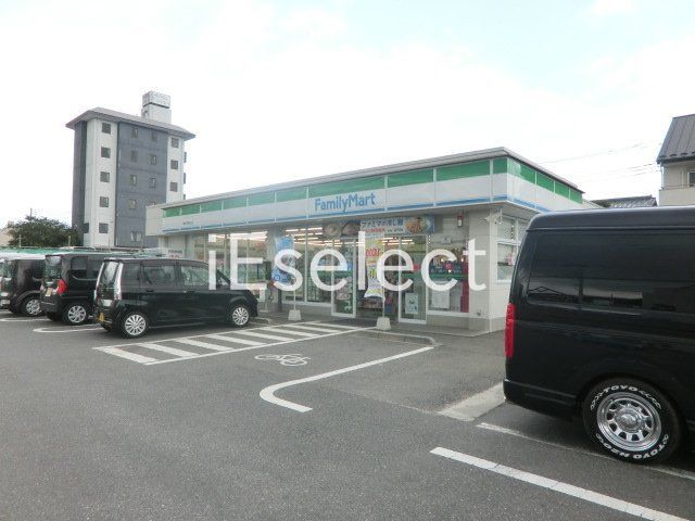 コンビニ　ファミリーマート大網白里駒込店（コンビニ）まで350m