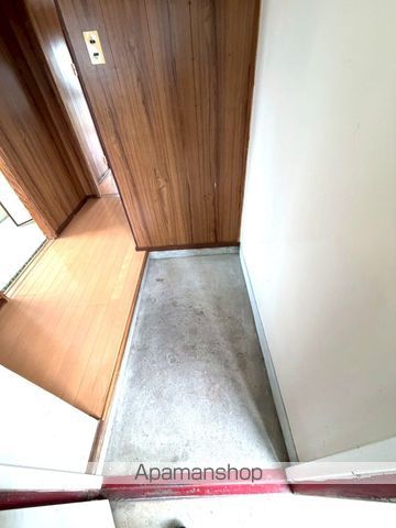 高橋マンションの玄関写真