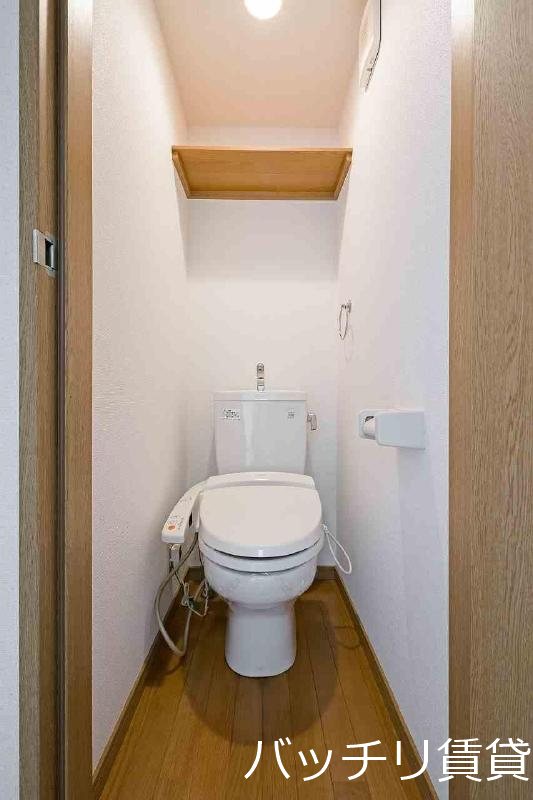 トイレ　画像は同シリーズタイプのため、現況優先