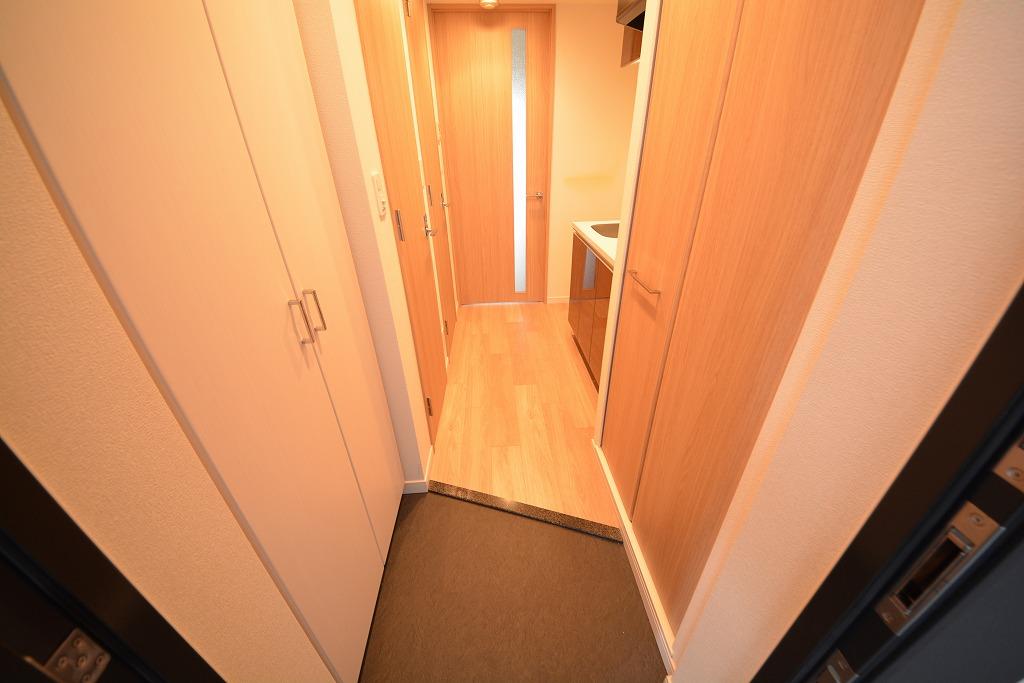 玄関　プレサンス大阪城公園ネクサス　玄関