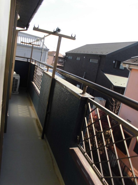 バルコニー　2階にベランダあります。