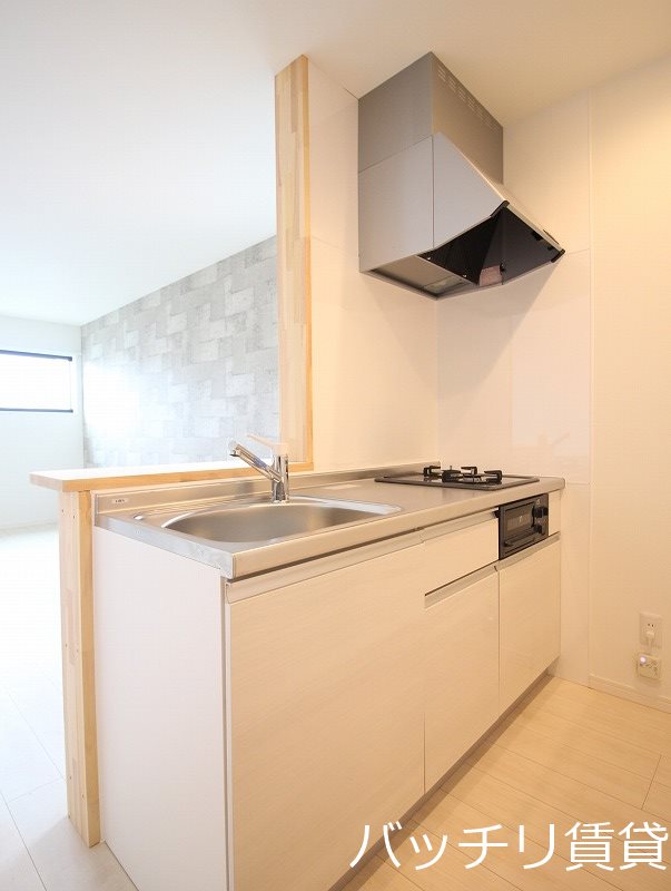 キッチン　同型イメージの為、現状を優先致します。