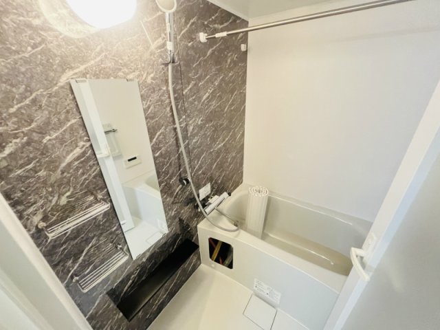 バス・シャワールーム　きれいなお風呂です