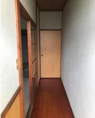 その他部屋・スペース　開放的な寝室です