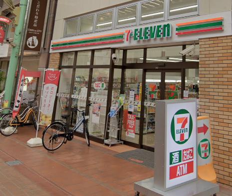 コンビニ　セブンイレブン 神戸元町商店街店（コンビニ）まで129m