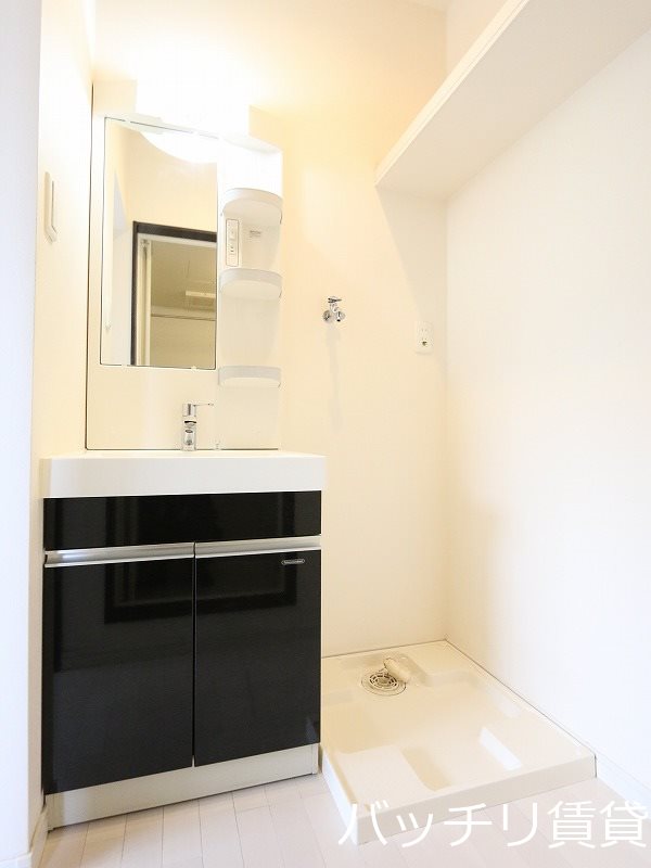 洗面設備　同型イメージの為、現状を優先致します