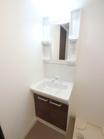 洗面設備　※同タイプ・同施工会社写真