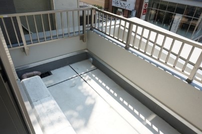 バルコニー　バルコニー