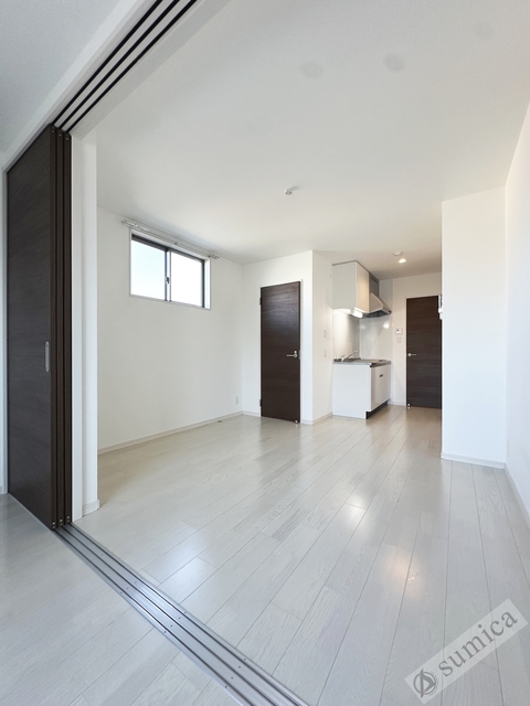 居室・リビング　ネットは無料で利用可能です♪♪