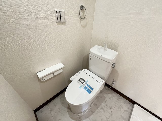 トイレ　参考写真