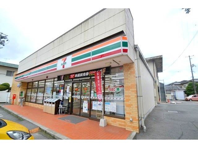 コンビニ　セブンイレブン川内４丁目店（コンビニ）まで489m