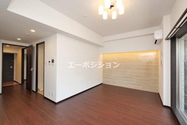 居室・リビング　プレジオ難波