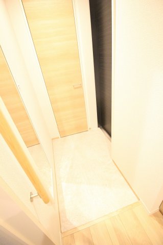 玄関　他号室参考写真