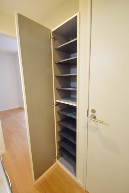 玄関　同施工会社仕様写真