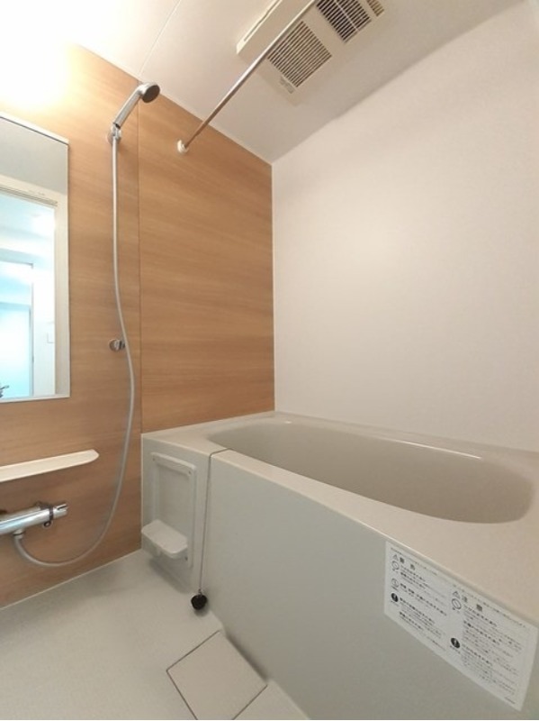 バス・シャワールーム　図面と現状に相違がある場合には現状を優先