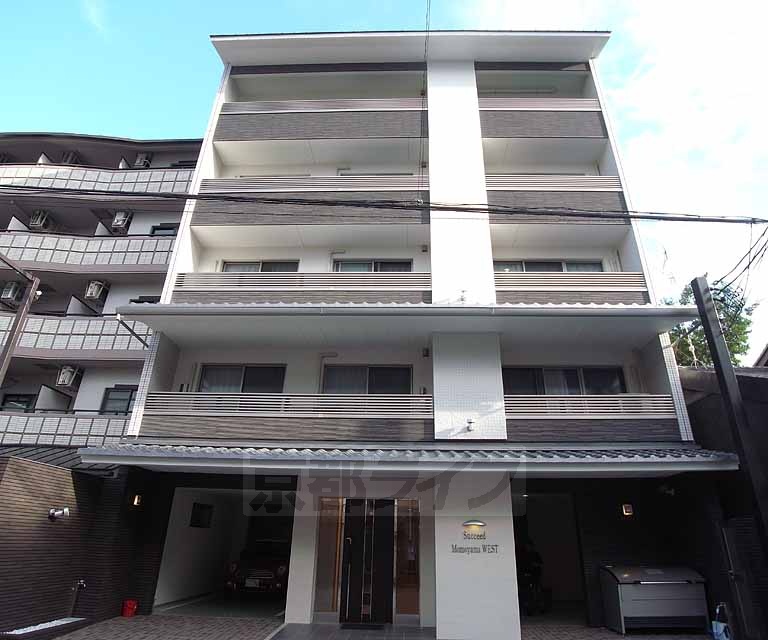 建物外観　豪華なマンションタイプです。