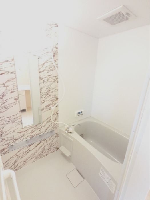 バス・シャワールーム　図面と現状に相違がある場合には現状を優先