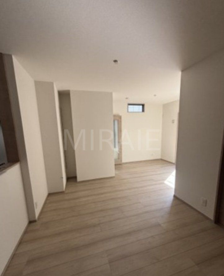 居室・リビング　物件画像