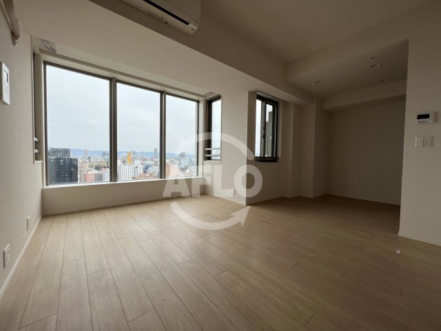 居室・リビング　ブランズタワー南堀江　リビング