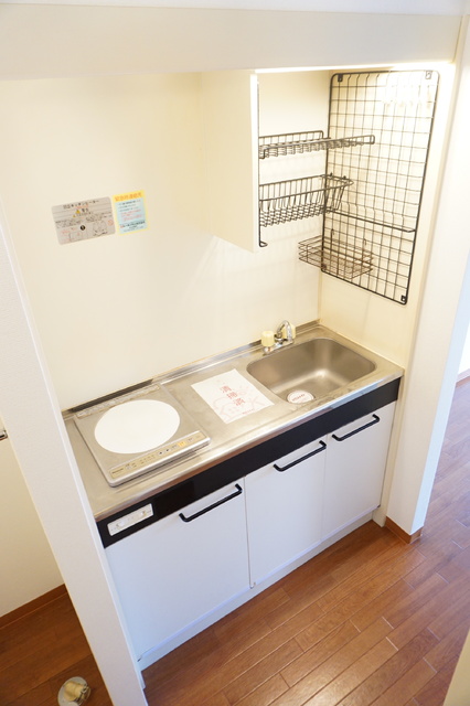 キッチン　ＩＨ１口コンロ付きのキッチン