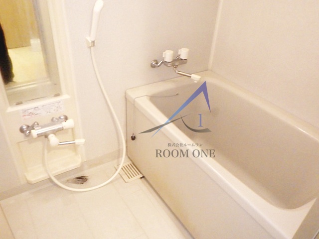 バス・シャワールーム　お風呂です。