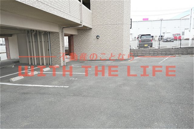 駐車場　駐車場があります