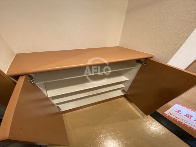 収納　アスヴェル東本町　シューズボックス